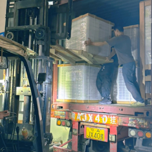 Nujna pošiljka, nevihta ali sijaj