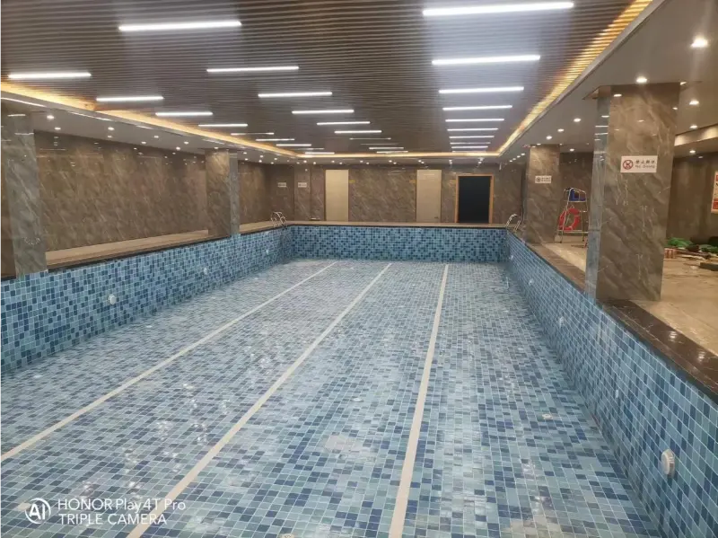 Toplotna črpalka Blueway izboljša udobje notranjih bazenov v stanovanjskem projektu Yabowen No.1 Mansion Toplotna črpalka Blueway izboljša udobje notranjih bazenov v stanovanjskem projektu Yabowen No.1 Mansion